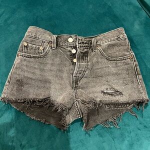 Cut off shorts